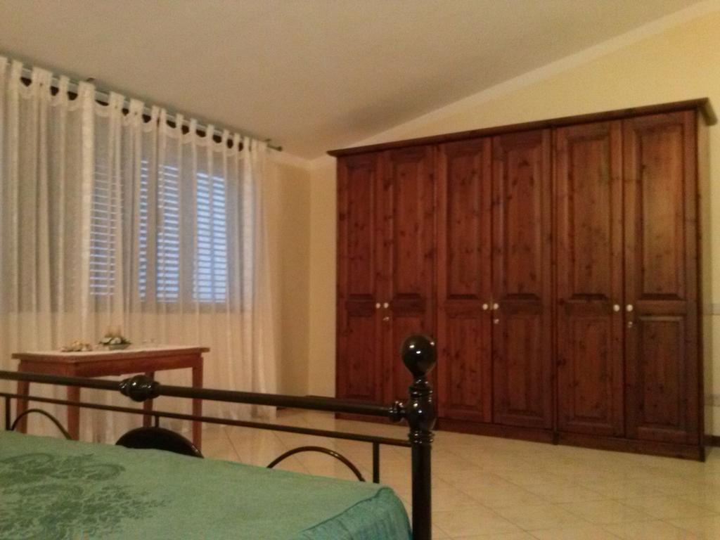 קאפוטרה B&B Casa Usai חדר תמונה