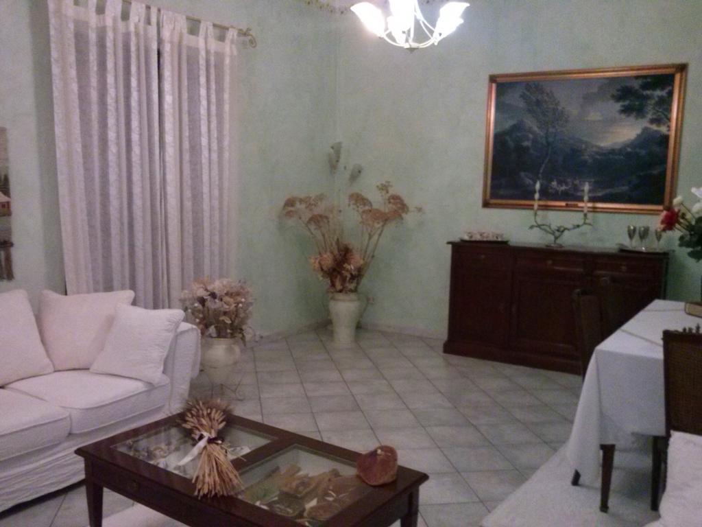 קאפוטרה B&B Casa Usai מראה חיצוני תמונה
